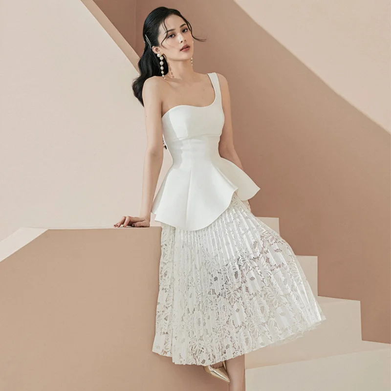 

Женское элегантное асимметричное платье на одно плечо, длинный комплект из двух предметов, ярко-белое платье, весна-лето 2023