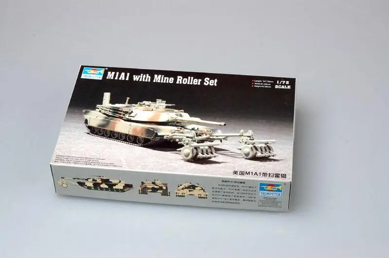 

Trumpeter 1/72 07278 M1A1 with Mine Roller Set