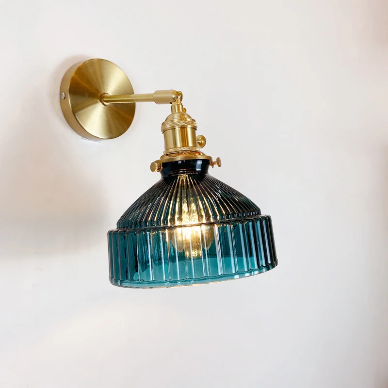 

Декоративная настенная лампа в скандинавском стиле, вращающийся современный прикроватный светодиодный светильник из латуни со стеклянным абажуром, зеркальное освещение для помещений, прихожей, спальни