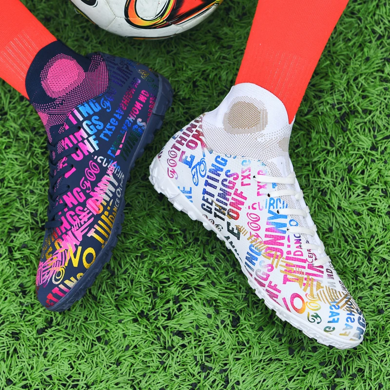 Men And Women Mandarin Duck Low-Top Long Nails Broken Nails Youth Indoor And Outdoor Professional Training Football Shoes