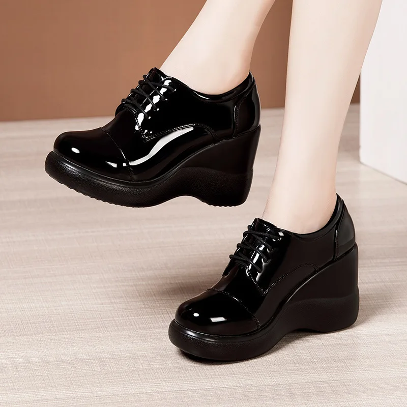 

Small Size 32-43 Lace up Patent Leather Shoes Women Deep Mouth 2022 Thick Platform Wedges Pumps with Fur for Office Dance
