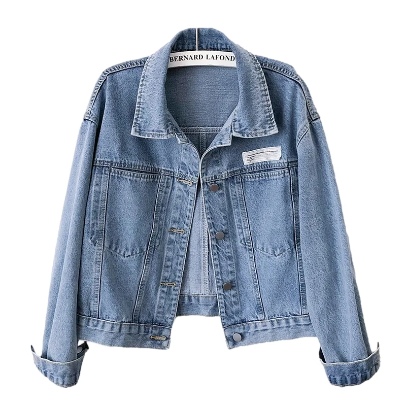 

Куртка женская джинсовая короткая в ковбойском стиле, приталенная, с нашивками, с большими карманами, в винтажном стиле, голубая верхняя оде...