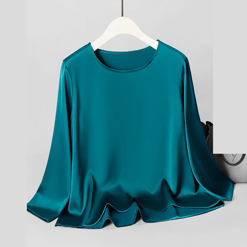 

Silky acetate satin round neck T-shirt women's 2022 spring and summer loose top loose mid-sleeve OL shirt trend
