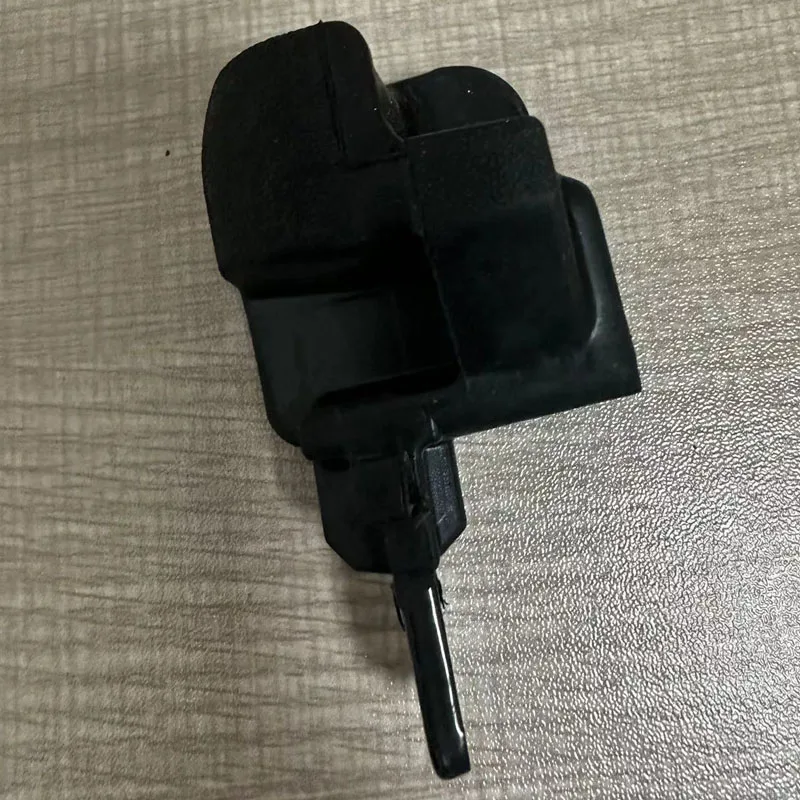 Новая левая прокладка средней двери для Hiac-e 2005-2018 68326-26010 KDH TRH LH