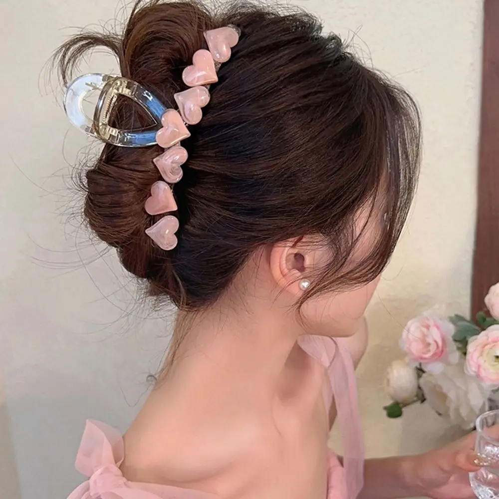

New Korea Jelly Heart Shape Acrylic Hair Claws Crab Large Pearl Claw Clips for Woman Girls Bath Barrette Lady Fashion Headdress