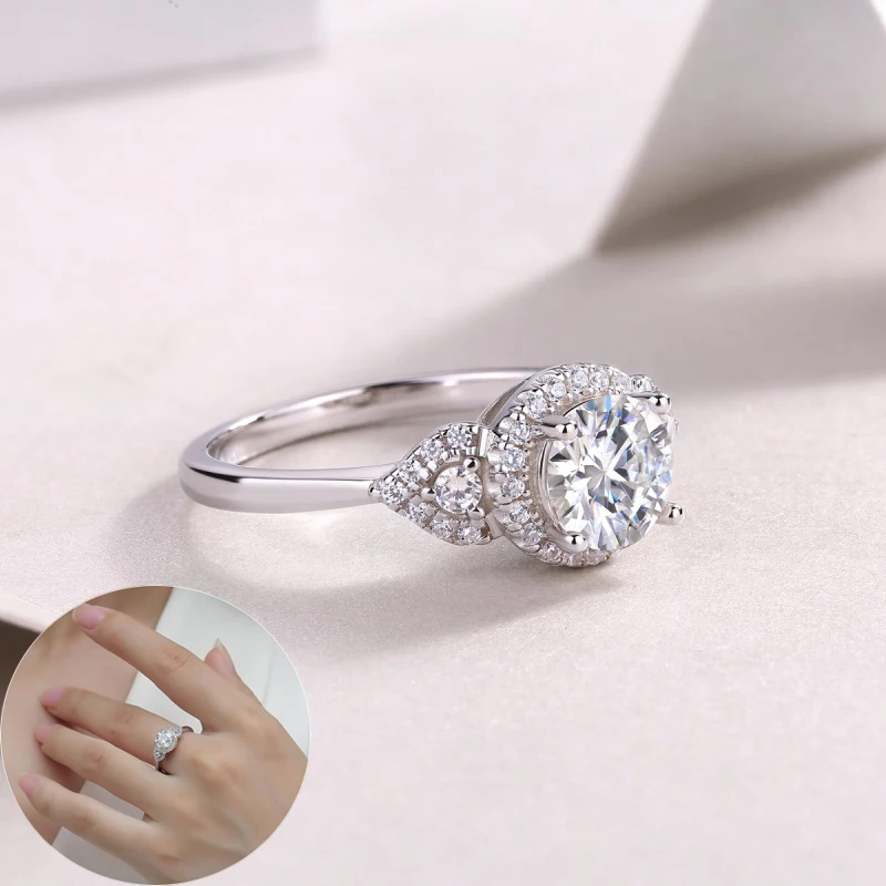 Кольцо женское из серебра 100% пробы 1 карат