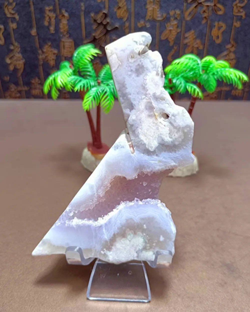 

Beautiful natural energy sakura agate polished irregular crystal flake mineral home decoration style optional ++++ send bracket