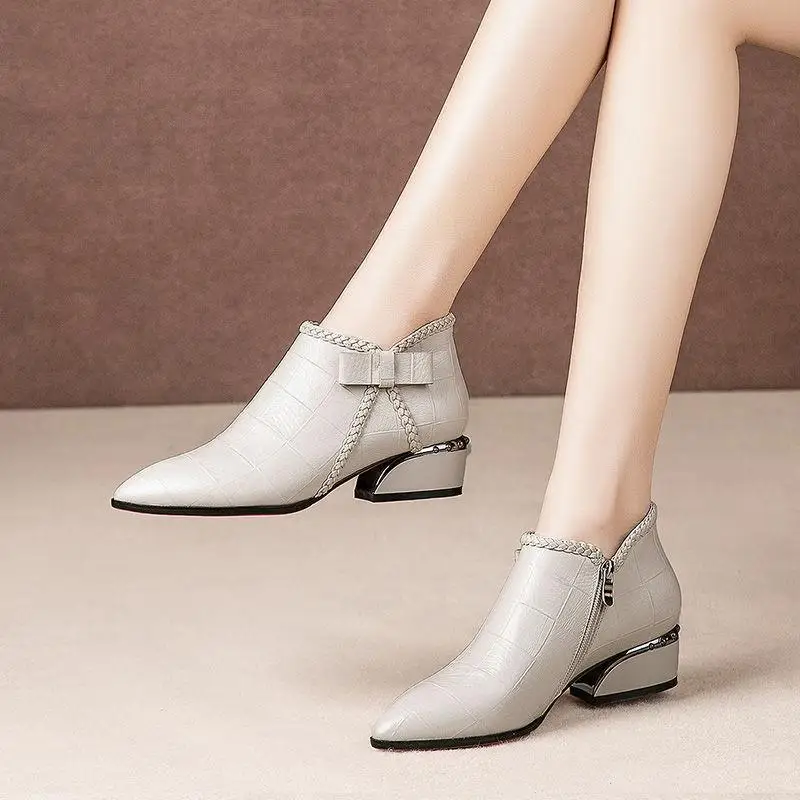 

Ankle Boots for Women 2023 PU Leather Pointed Side Zipper Middle Heel Large Size Short Boot Fashion Concise Shoes Botas De Mujer