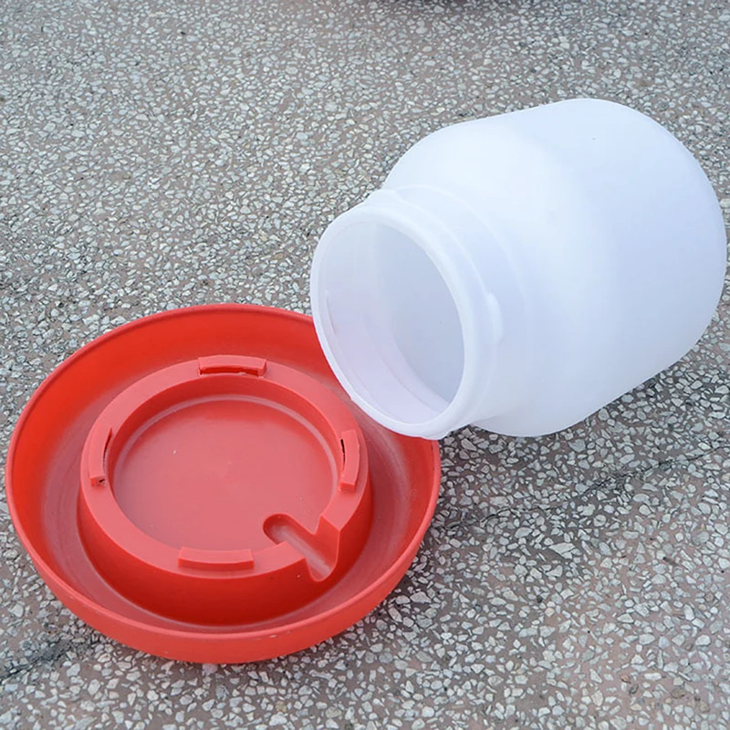 1 шт. подвесной контейнер для воды птицы с ручкой