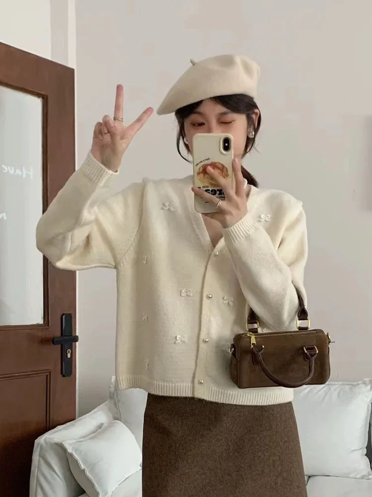 Женский Милый Кардиган Zoki С Бантом V-образным Вырезом Вязаный Свитер