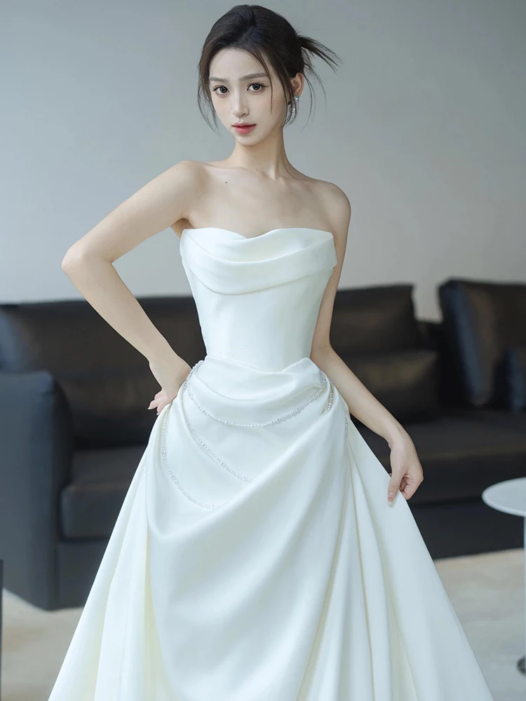 French sle Tube Top Light Wedding Dress Satin High-Grade Bridal Mori look Outdoor Yarn Simple Small Tail Temperament White ...