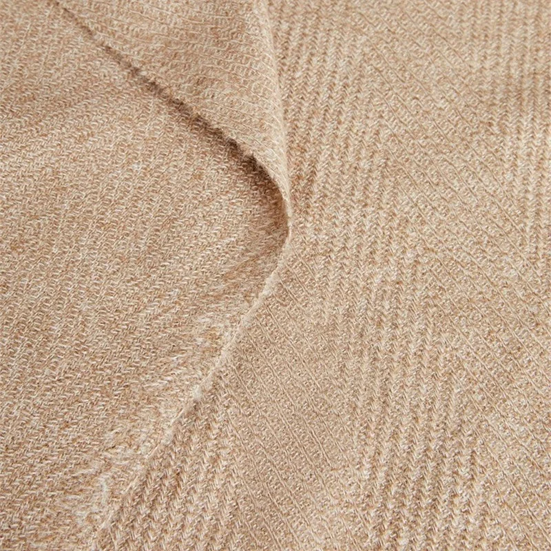 Плед в скандинавском стиле для дивана однотонное вязаное покрывало кровати сна