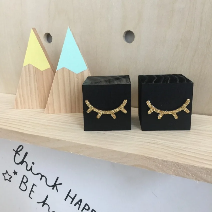 

Party Decor Craft DIY New Eyelashes Solid Wooden Ornament Embellishments Square Blocks Mini Cubes Home Party Decor