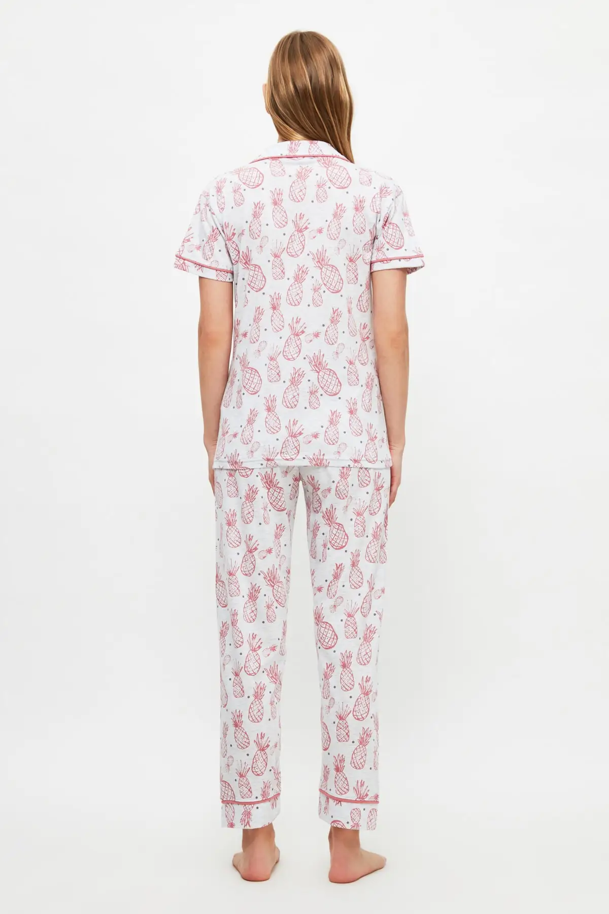 

Trendyol Pineapple Patterned Knitted Pajamas Set THMSS21PT1541