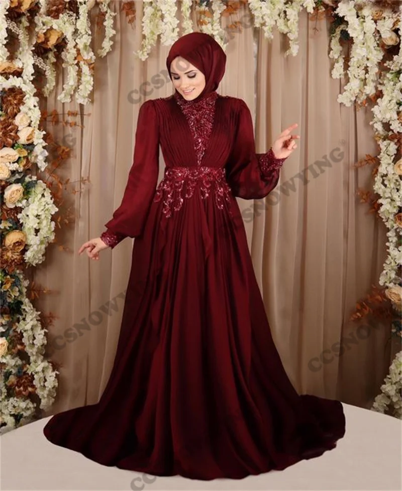 

Elegant Appliques Beaded Muslim Evening Dresses Long Sleeve Islamic Formal Party Gowns High Neck Women Arabic Robes De Soirée
