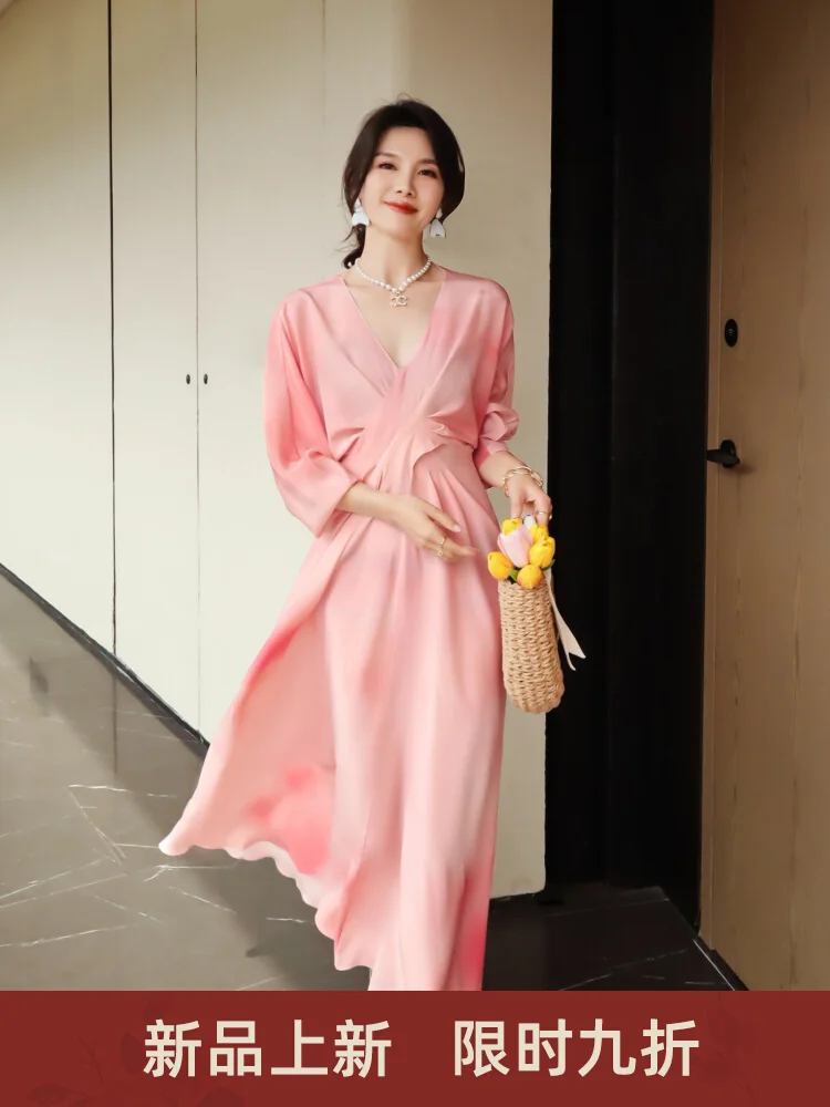 

Пудра Румяна розовая французская с V-образным вырезом