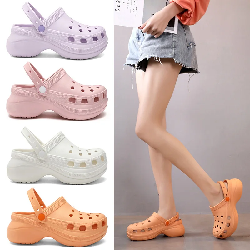 New type of thick soled sandals in the summer of 2023, high-heeled holed shoes, integrated insoleless sandals and slippers