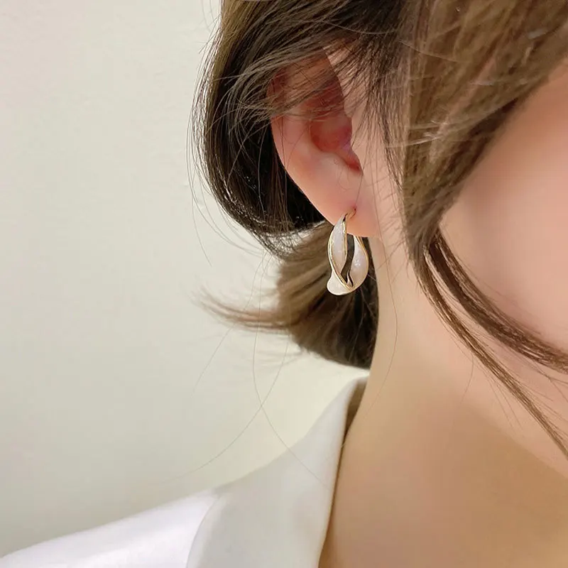 

Женские серьги-кольца из серебра 925 пробы, с эмалью
