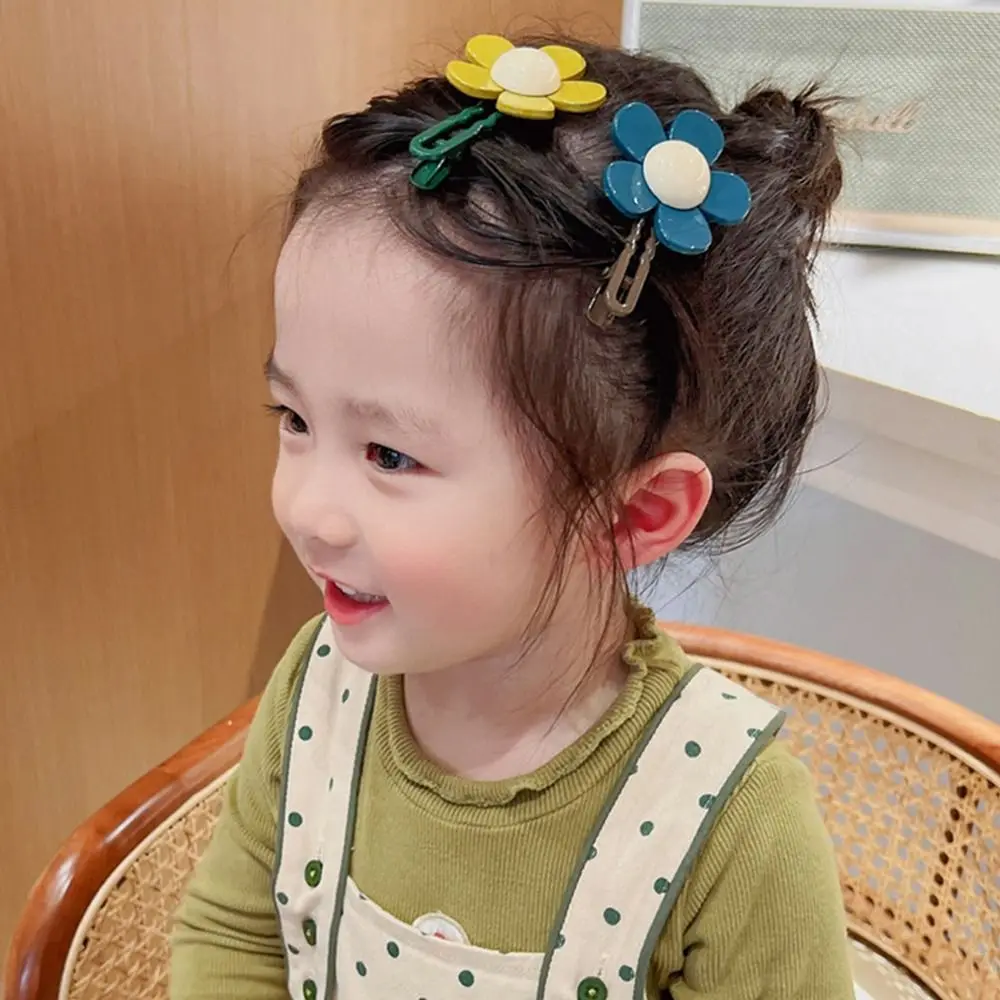 

Модные заколки для волос в виде героев мультфильмов, животных