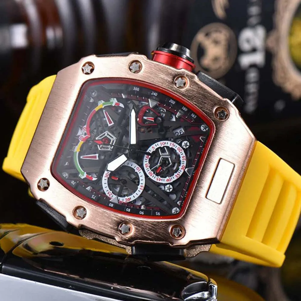 

2022 New Multifunction Tonneau Mens Watches Luxury Automatic Date Waterproof Quartz Watch Classic Chronograph Sports AAA Clocks