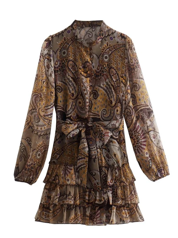 

Платье-мини с поясом и оборками, на пуговицах спереди