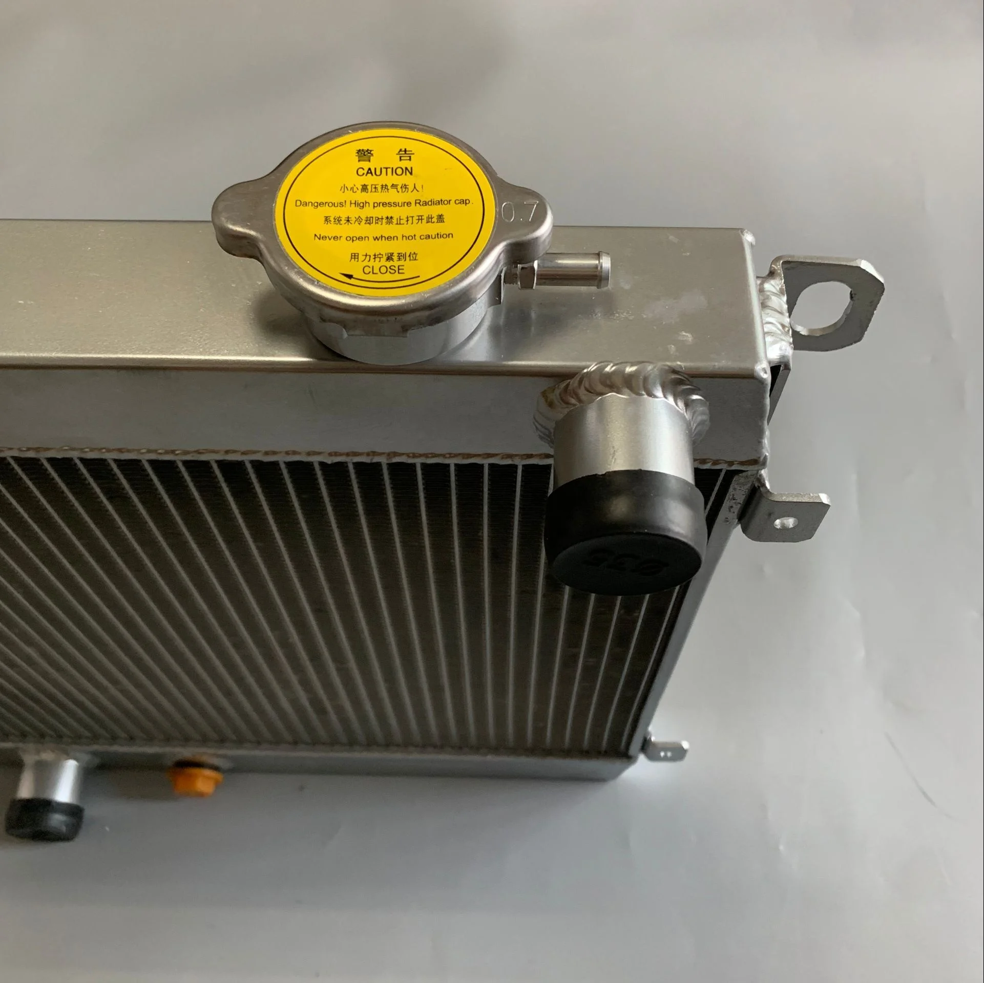 Высококачественная полностью алюминиевая система охлаждения для телефона 128 127