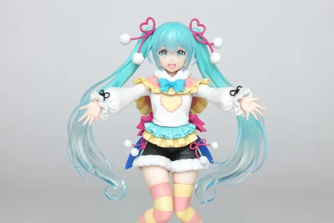 TAITO Hatsune Miku Зимняя версия Фигурка