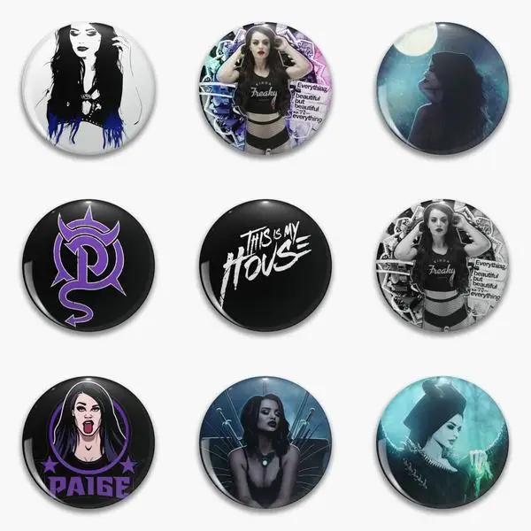 Wwe Paige комикс крик сарая Нефритовая булавка с мягкими кнопками индивидуальный