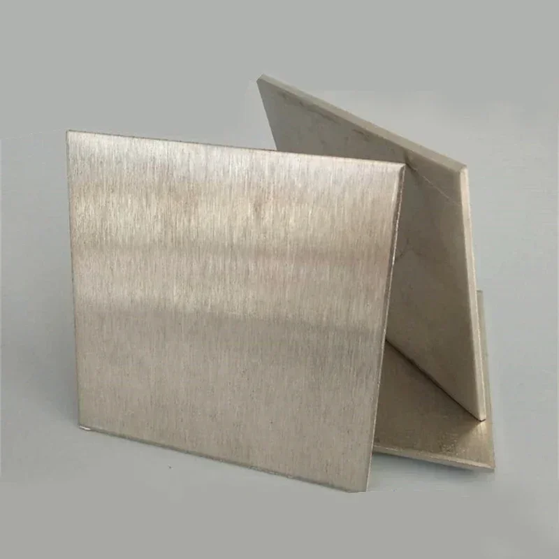 Никелевая пластина высокой толщины 1 мм-5 мм размер 60x70 никелевая Гальваническая