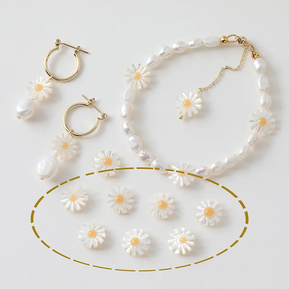 

2PCS Natural Shell Yellow Flower Beads DIY Accessories Bracelet Necklace Earrings Jewelry Findings Material