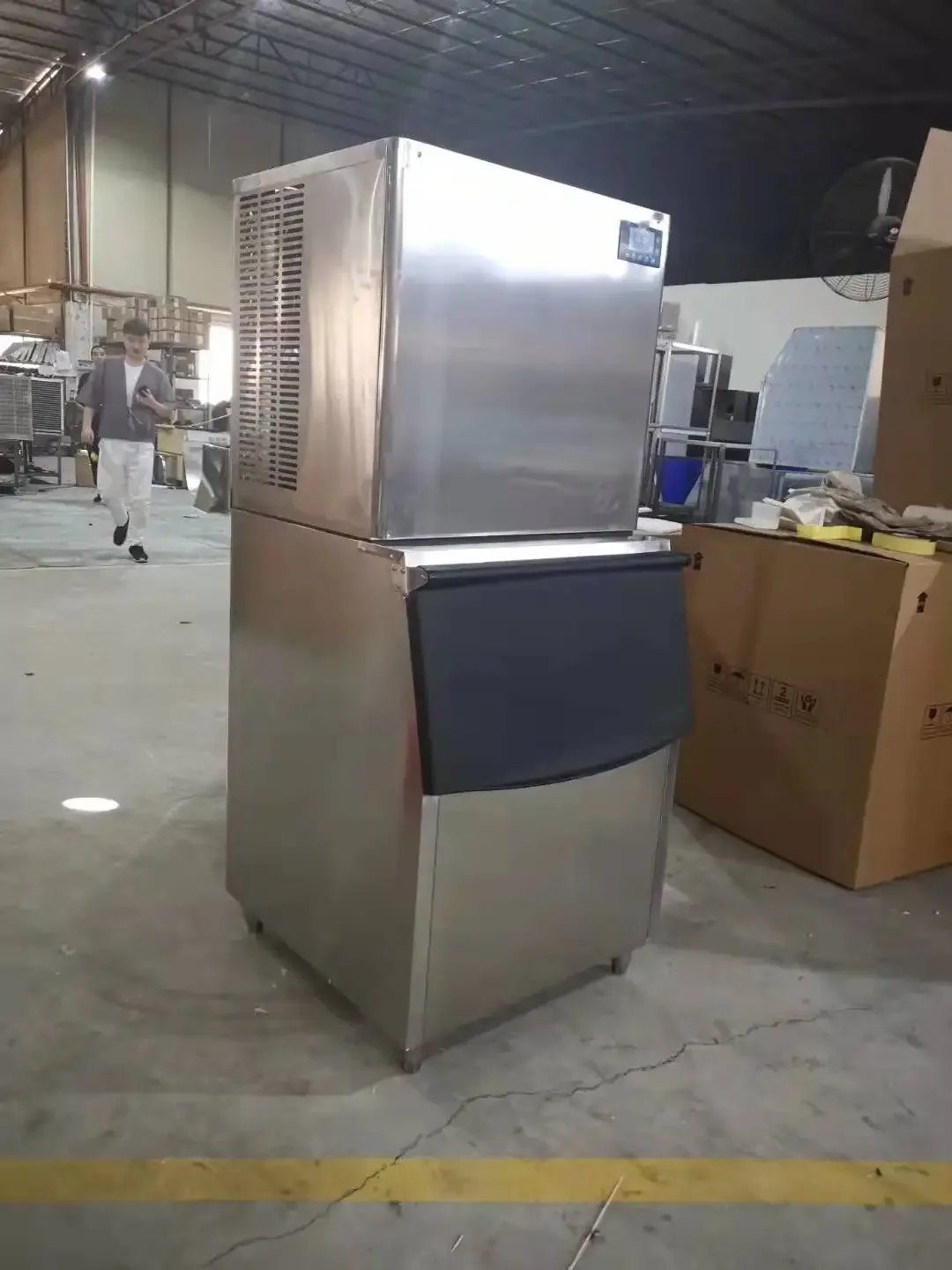 Коммерческий льдогенератор 30 ~ 400 кг/24 часа кубиков цена