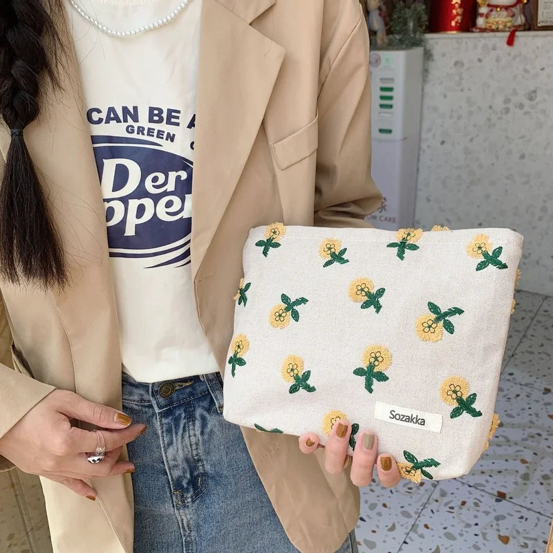 

Canvas Clutch Bag for Women 2022 Student Cosmetics Cotton Cloth Female Makeup Organizer Korean Fashion Summer Zipper Phone Purse