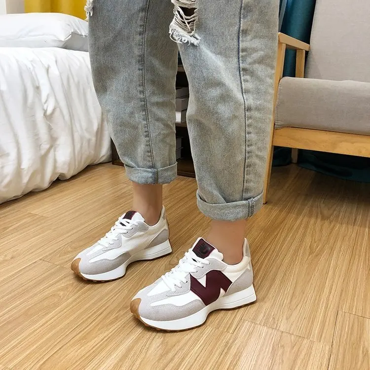 Spring Women Sneakers Mesh Casual Shoes 2023 Autumn New Lightweight Outdoor Sports Shoes Breathable Running Shoes Size 35-45