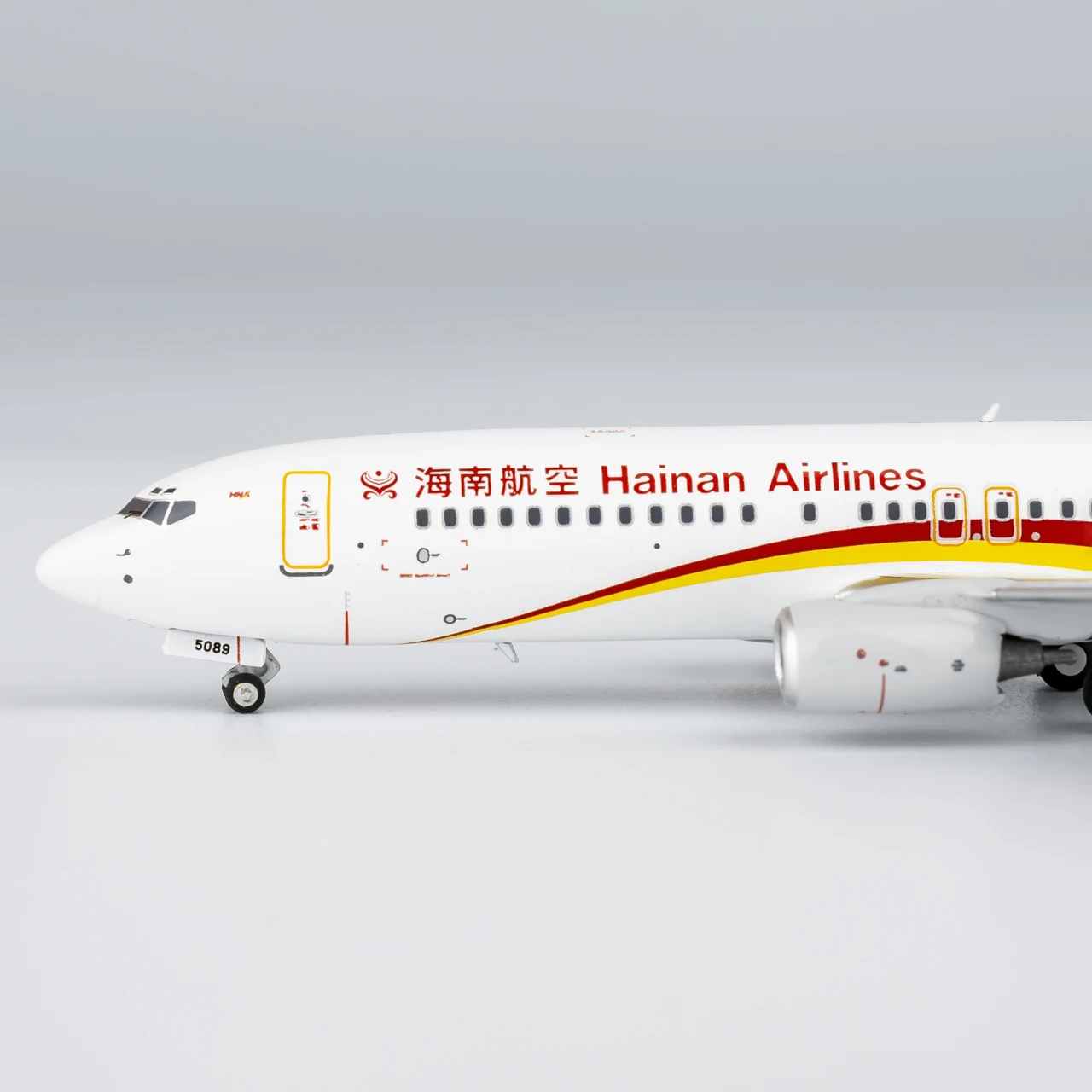 Коллекционный самолёт из сплава 58189 подарок NG модель 1:400 авиакомпании Hainan Airlines