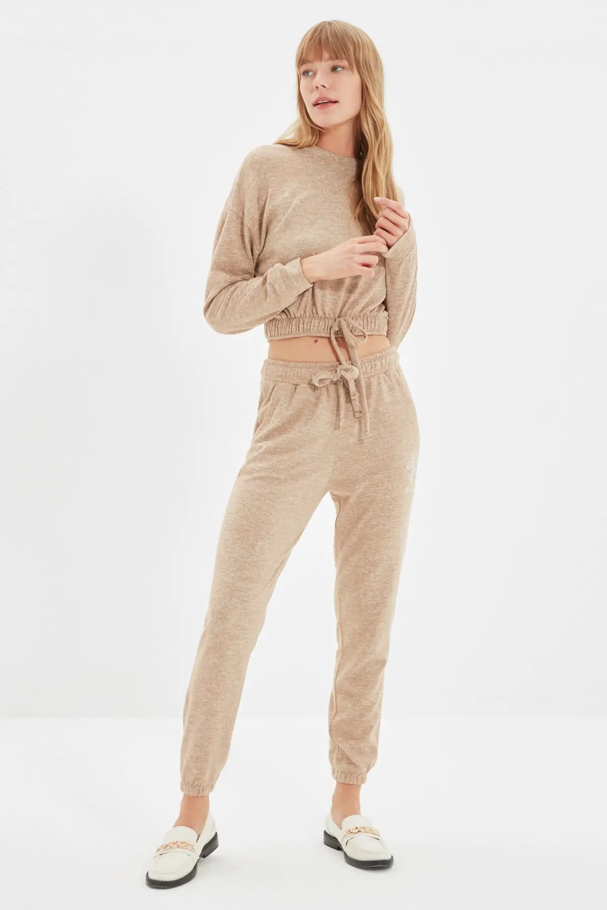 

Спортивный костюм Trendyol, комплект TWOAW22EM0036