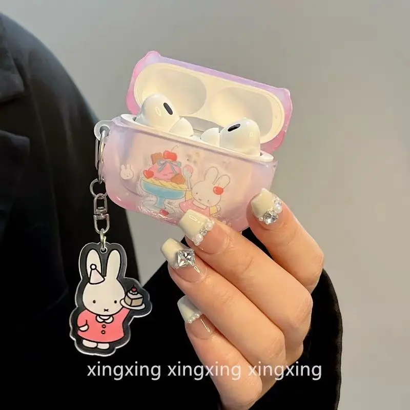 Фото Защитный чехол для наушников Miffy, милый и стильный, подходит для AirPods 4, AirPods Pro 2, 3-го поколения, подарок для друзей №2