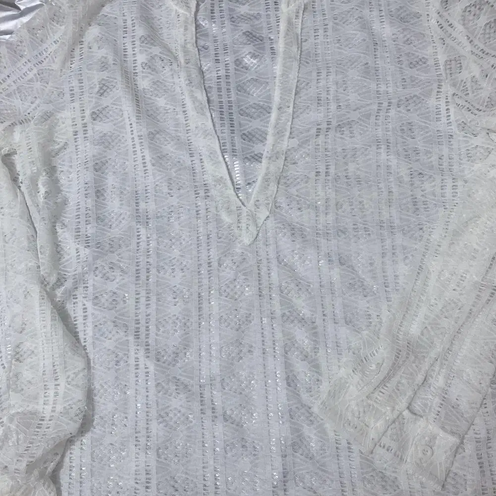 

Мужская модная рубашка для ночного клуба, стильная ажурная Облегающая рубашка с длинным рукавом и глубоким V-образным вырезом