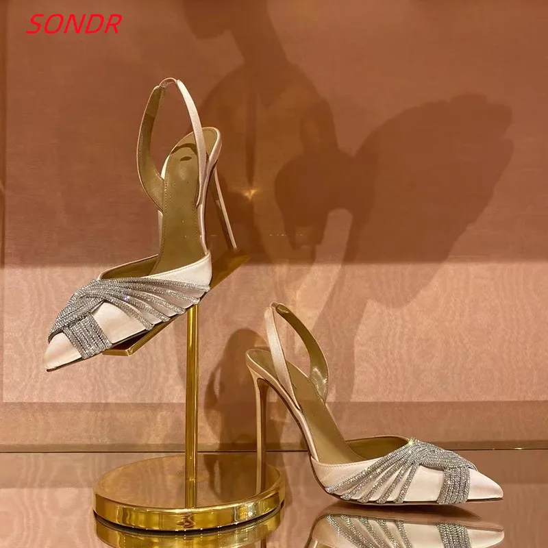

Женские атласные туфли на шпильке, белые туфли с острым носком и кристаллами, на низком каблуке-шпильке, свадебная обувь на лето, 2023