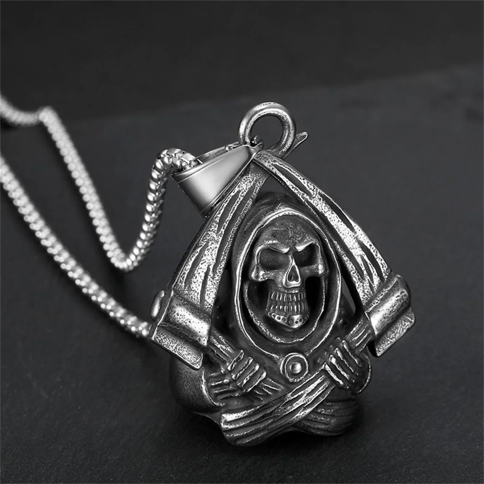 Фото Ожерелье с подвеской Santa Muerte Bell из нержавеющей стали, Богоматери Святой Смерти, двойные стратсы, мексиканский мрачный жнец, ювелирные изделия с черепом №2