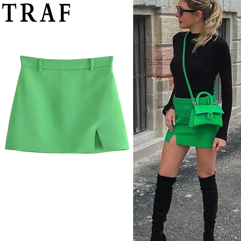 

Мини-юбка женская трапециевидная с завышенной талией и разрезом