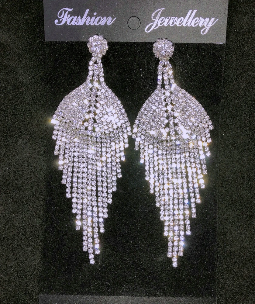 Роскошные женские длинные висячие серьги с бахромой и сверкающими кристаллами