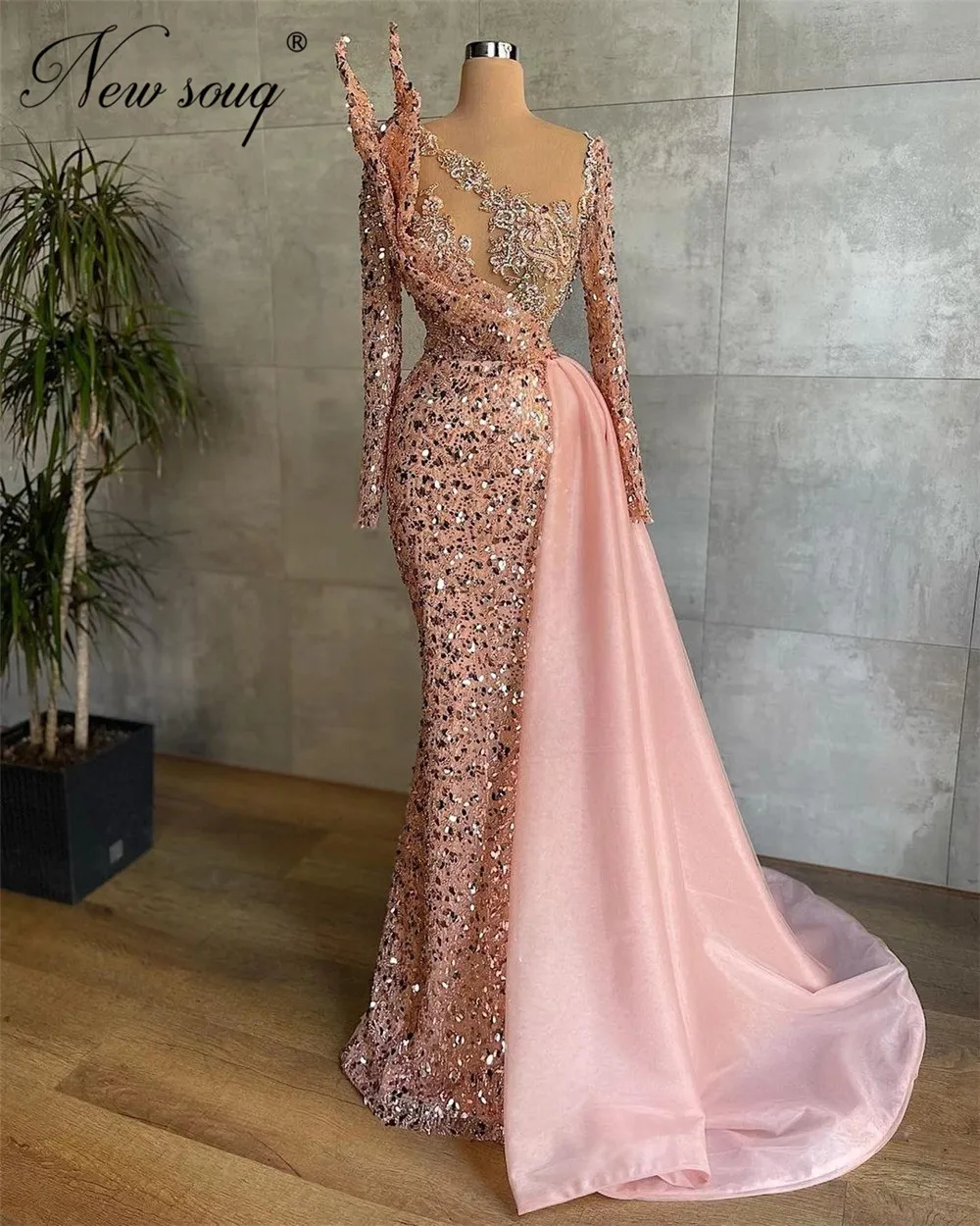 

Unique Pink Mermaid Party Dresses Sparkly Sequins Long Sleeve Evening Dress For Women Robes Du Soir Couture Dubai Celebrity Gown
