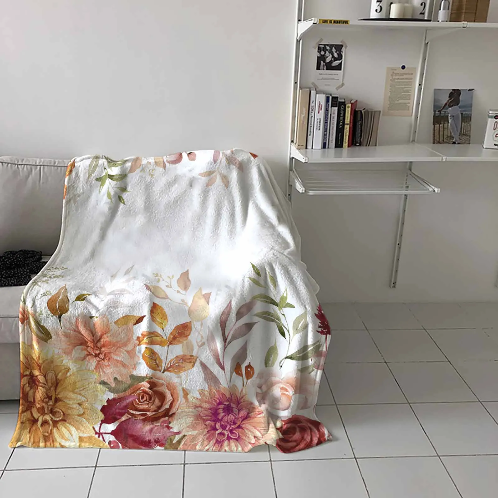 Осеннее одеяло с листьями цветами растениями диваном теплое фланелевое из