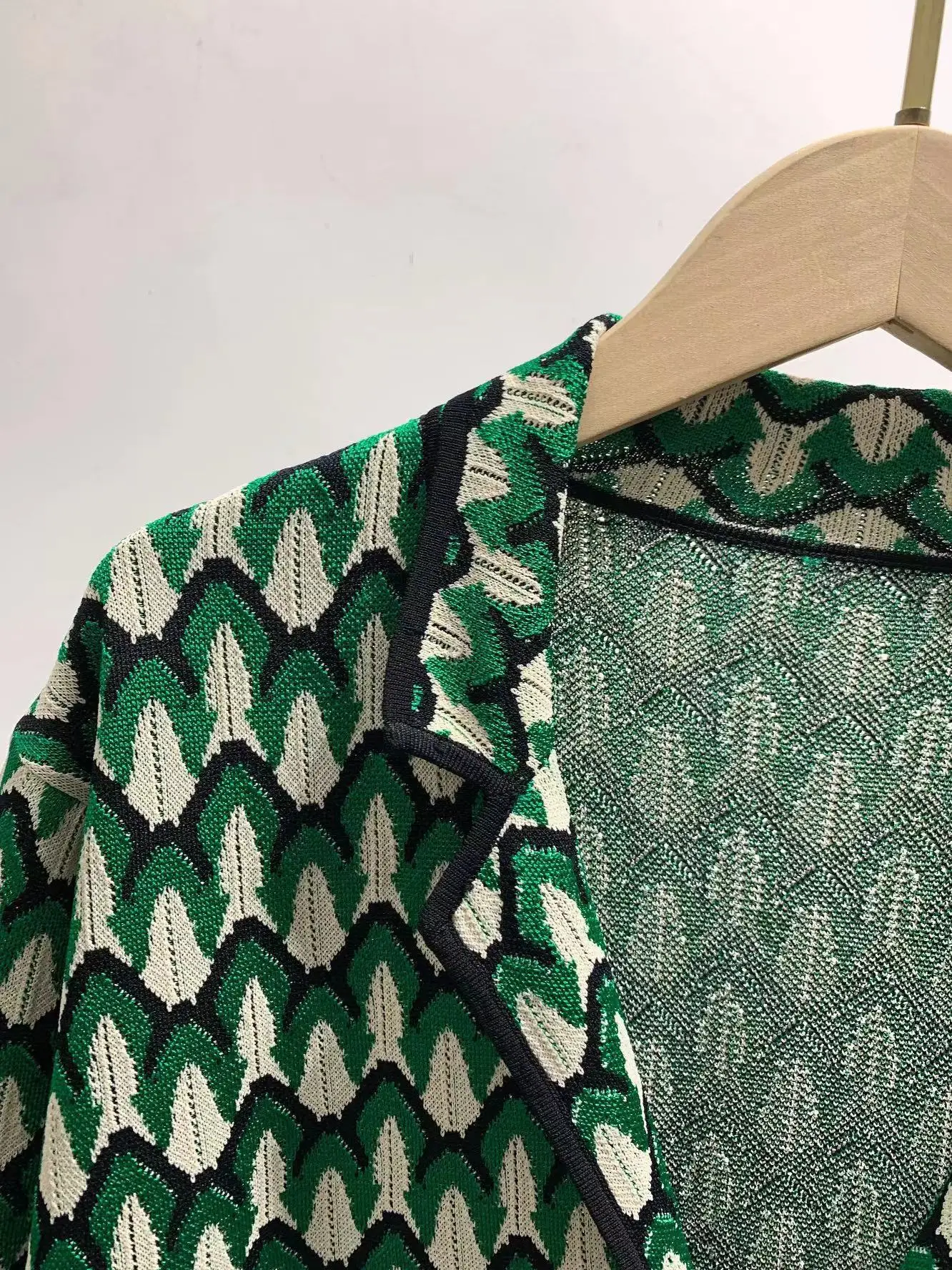 

Women Shirt Printed Knitted Short Or Trouser Vintage Set