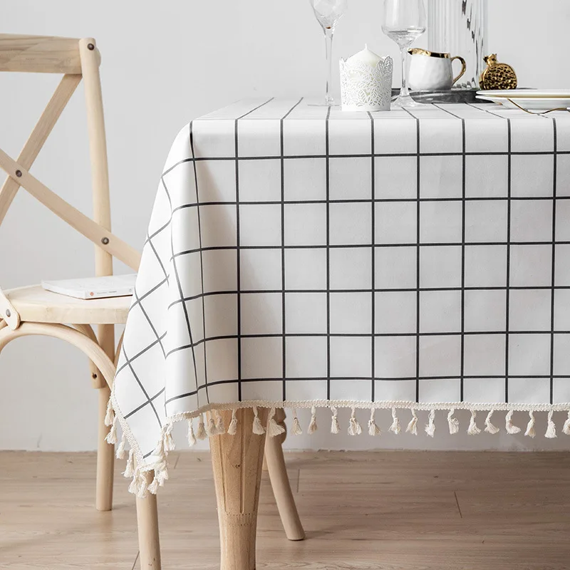 

Fabric table mats are waterproof, oil resistant, scald resistant