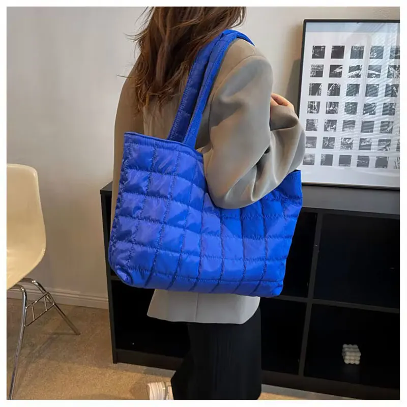 Large Capacity Winter Shoulder Bag Women square checkered Down underarm bag Fashion Female Totes Bag Single Shoulder Handbag