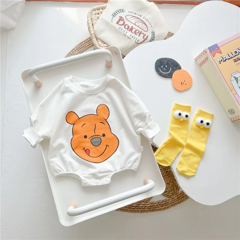 

2023 Spring and Autumn Baby Boys and Girls Yellow Cartoon Winnie The Pooh Triangle Jumpsuit Cotton Material Comfortable Clothes