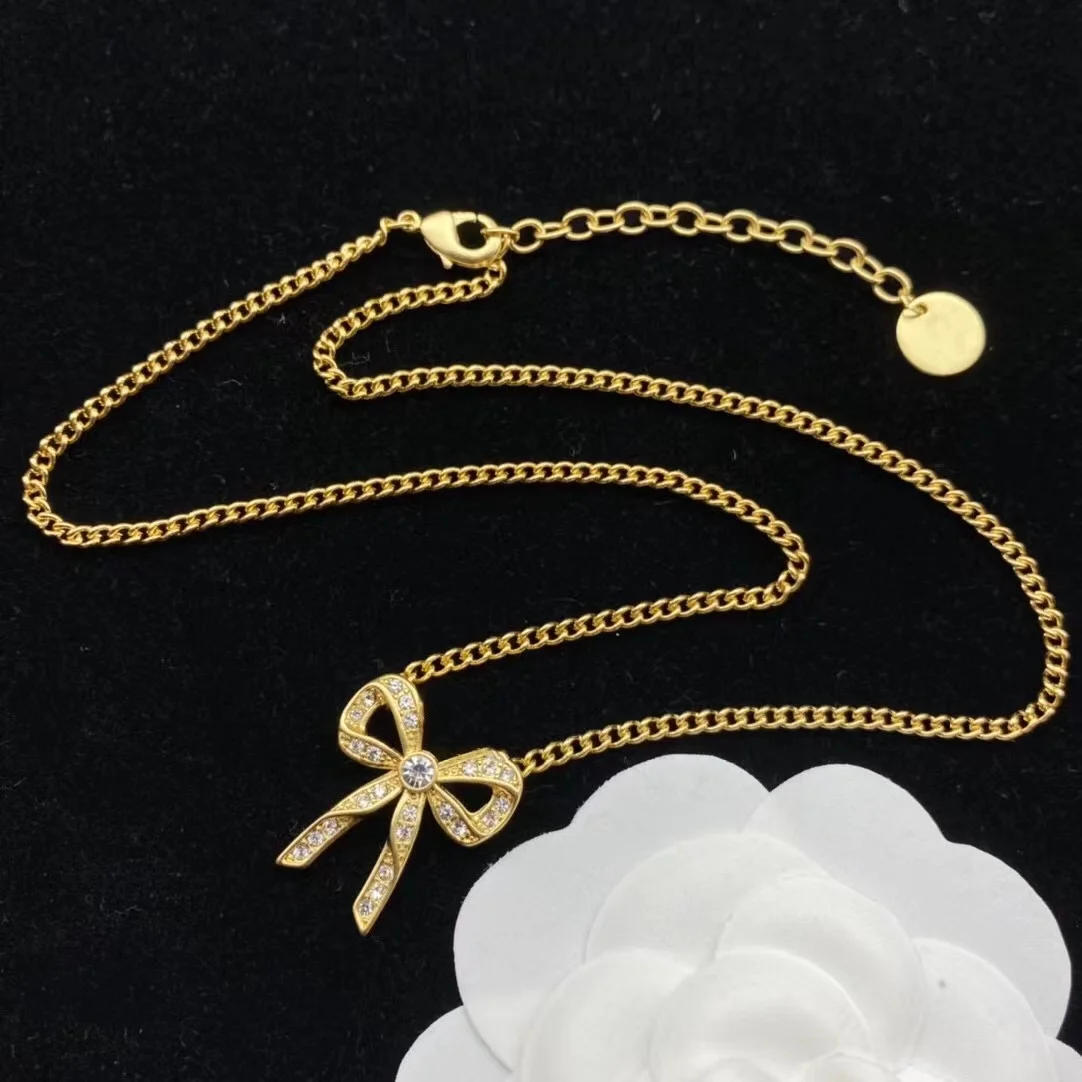 

necklace for women luxury 2022 high quality Temperament sweet new bow pendant necklace with diamonds engagement gift