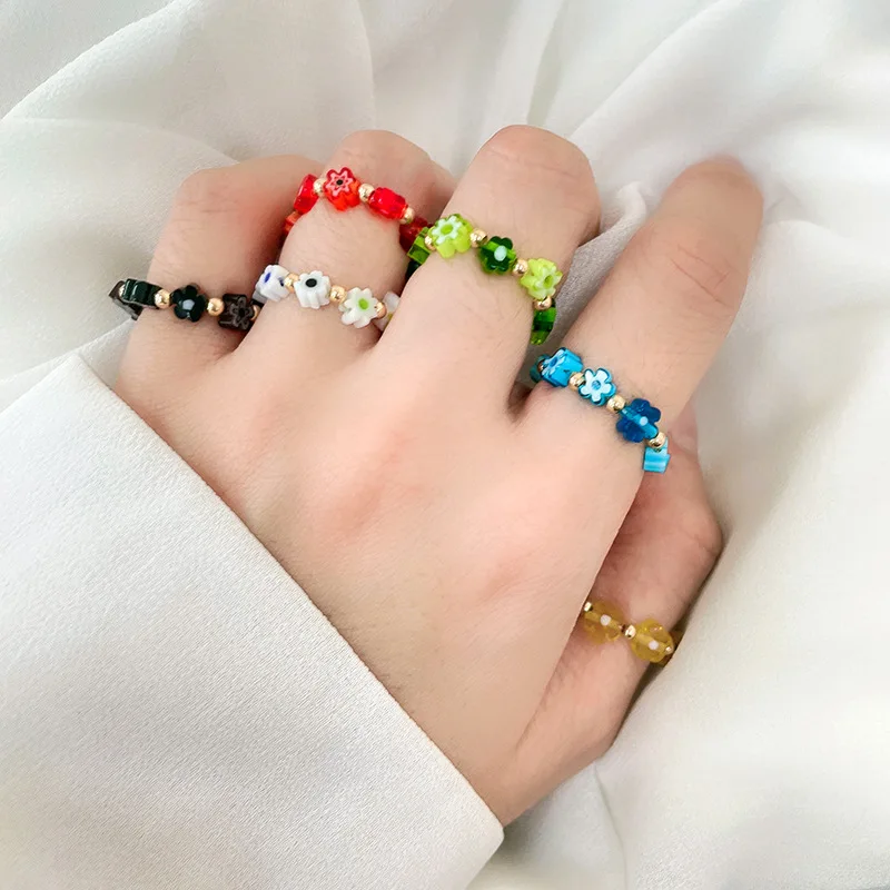 

Fashion Colored Glass Flower Pattern Index Ring Hand Woven Stretch Ring Hyuna Small Flower Ring Jewelry Ladies