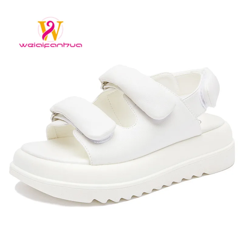 

Platform Sandals Women's 2023 New Summer Versatile Little Fragrant Muffin Roman Flat Moccasins Fashion Casual Designer Sandals